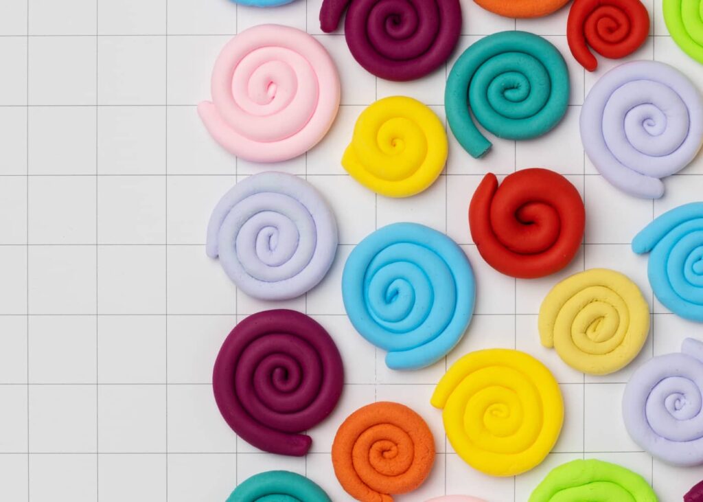 Mélangeons Pétrissons avec Sculpey : une palette de couleurs infinie