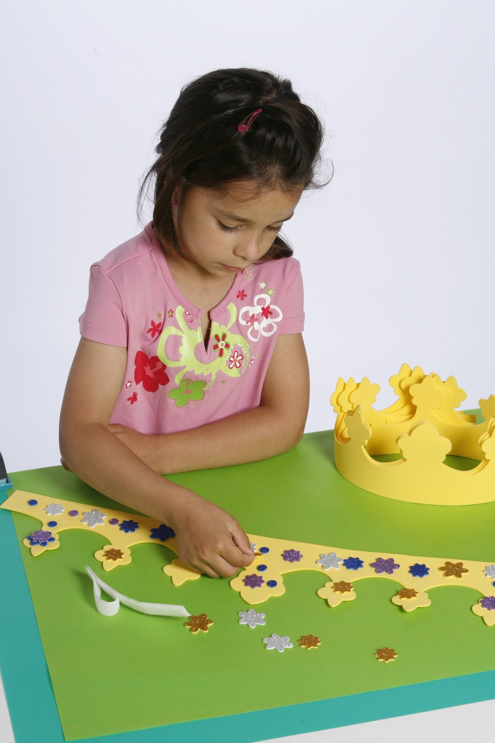 Couronnes vierges en carton vides pour les enfants à décorer - Concevez  votre propre